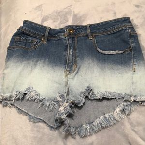 Bullhead jeans shorts from Pacsun